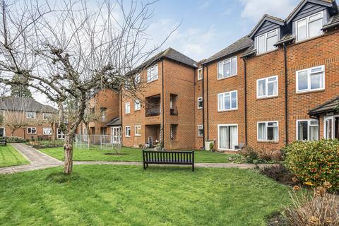 2 bedroom flat for sale, Trinity Court, Wethered Road, Marlow