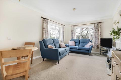 2 bedroom flat for sale, Trinity Court, Wethered Road, Marlow