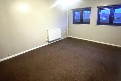 3 bedroom flat for sale, Nursery Close, Hellesdon