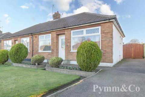 2 bedroom bungalow for sale - South Hill Road, Norwich NR7