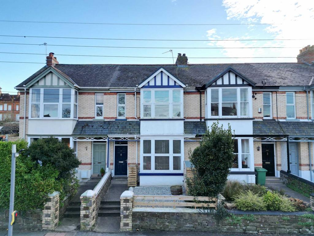 Abbotsham Road, Bideford 4 bed terraced house for sale £340,000