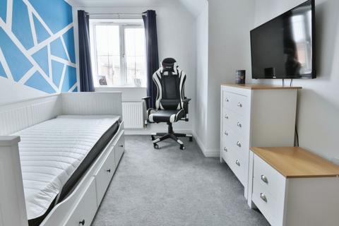 50 Highgrove Way, Kingswood, Hull, HU7 3JU
