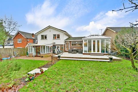 23 Lambourn Way, Chatham, ME5 8PU