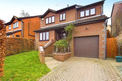 4 bedroom detached house for sale, Barn Owl Way, Burghfield Common, Reading, Berkshire, RG7