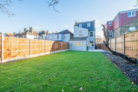 370 Brighton Road, South Croydon, CR2 6AL