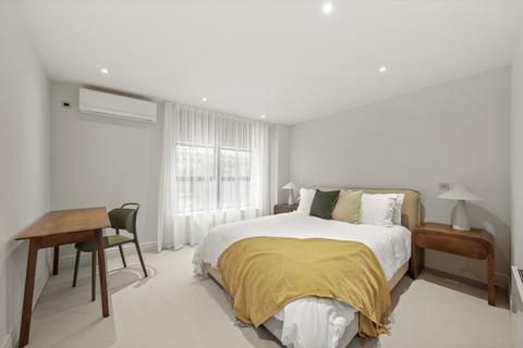 2 bedroom flat to rent, Tavistock Street, London, WC2E