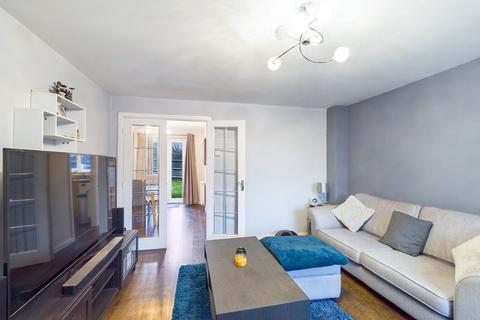 57 Campbell Road, Hawkinge, Folkestone, CT18 7TL