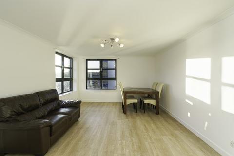 2 bedroom apartment to rent, Riverside Drive, Aberdeen