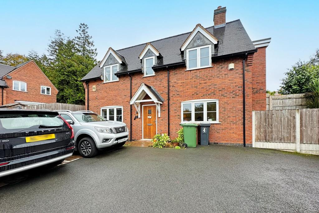 Parish Mews, Hampton In Arden 3 bed detached house to rent £1,600 pcm (£369 pw)