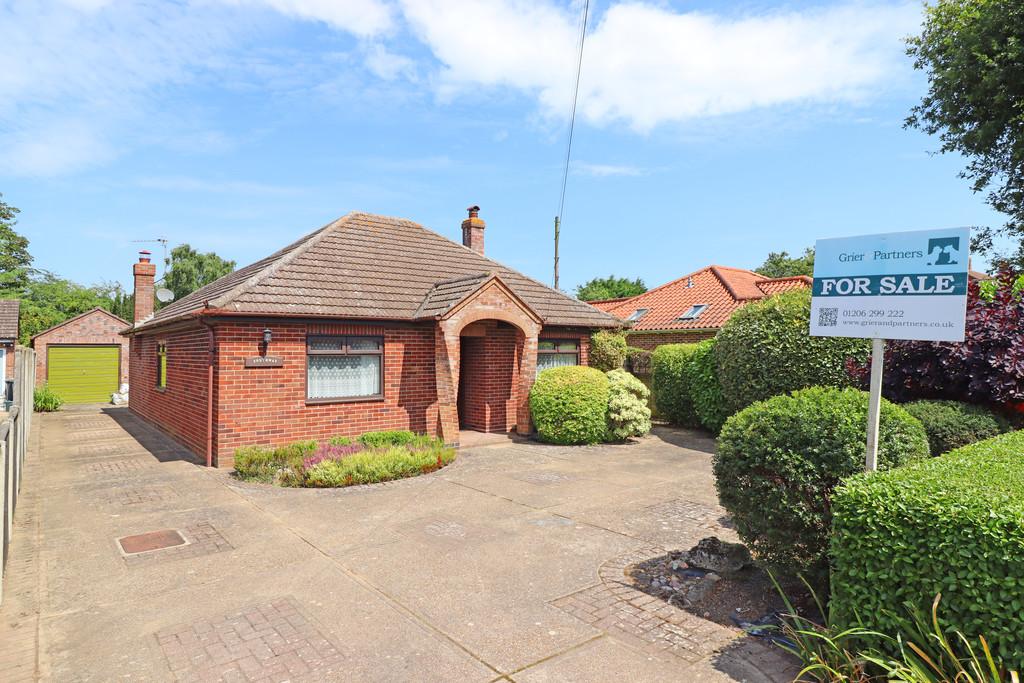 School Road, Langham 2 bed detached bungalow for sale £430,000