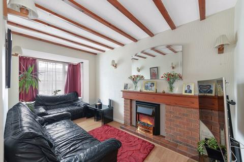 27 Fairview Close, Tonbridge, TN9 2UU