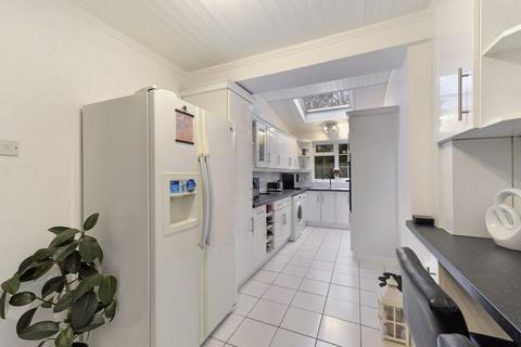27 Fairview Close, Tonbridge, TN9 2UU