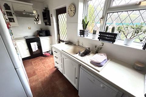 3 bedroom semi-detached house for sale - Gorsefield Road, Conwy