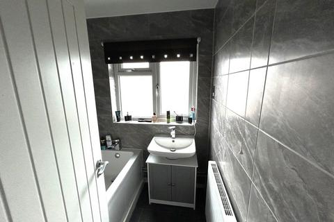 1 King George Road, Waltham Abbey, EN9 1HG