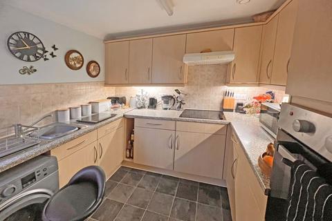 1 bedroom retirement property for sale, Kings Loade, Bridgnorth WV16