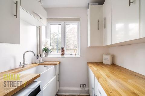 121a Burnway, Hornchurch, RM11 3SW