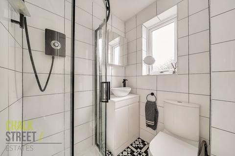 121a Burnway, Hornchurch, RM11 3SW