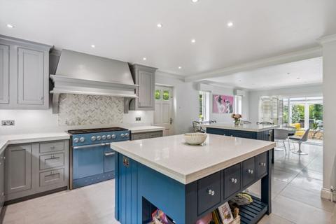 Wellswood Deadhearn Lane, Chalfont St Giles, HP8 4HG