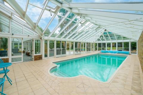 Wellswood Deadhearn Lane, Chalfont St Giles, HP8 4HG