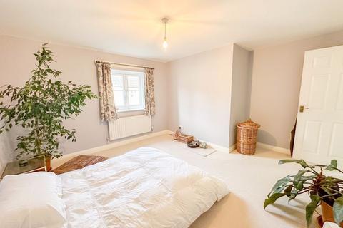 5 Ash Grove, Shepton Mallet, BA4 4DP