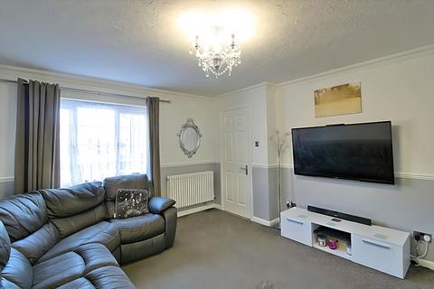 73 Bentley Drive, Church Langley, Harlow, CM17 9QT