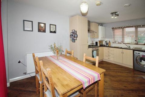 10 Braeburn Road, Deeping St James, Peterborough, PE6 8GL