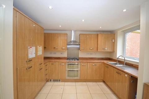 5 Cranmore Circle, Broughton, Milton Keynes, MK10 7DD
