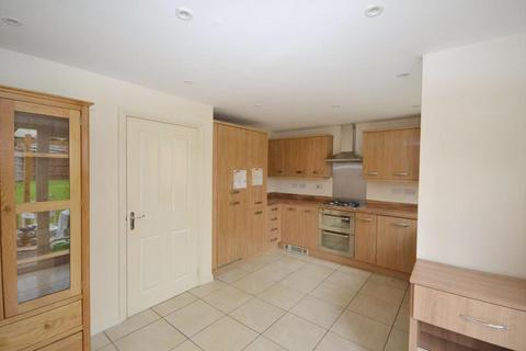 5 Cranmore Circle, Broughton, Milton Keynes, MK10 7DD