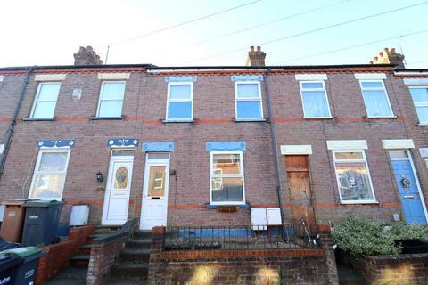 3 bedroom terraced house for sale, St Pauls Road, South Luton, Luton, Bedfordshire, LU1 3RX