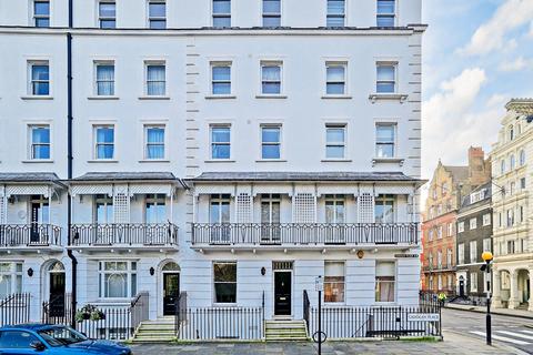 1 bedroom flat for sale, Sloane Street, London
