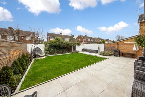 4 Boxgrove Close, Luton, LU2 8HS