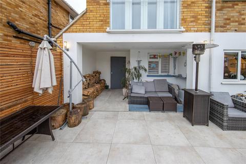 4 Boxgrove Close, Luton, LU2 8HS