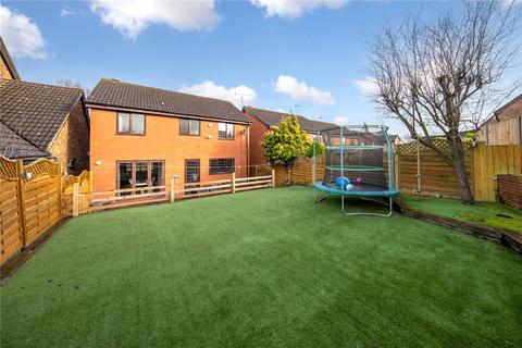 6 Bolney Green, Luton, LU2 8RT