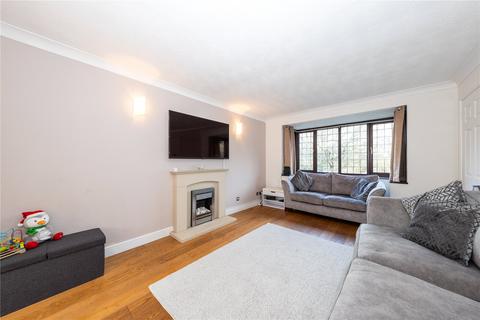 6 Bolney Green, Luton, LU2 8RT