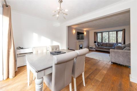 6 Bolney Green, Luton, LU2 8RT