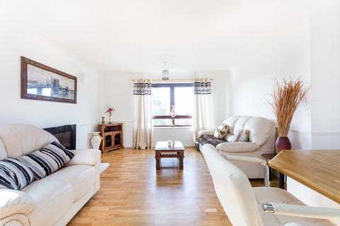 2 bedroom flat to rent, Essex Road