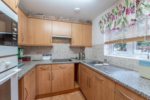 2 bedroom apartment for sale - 1 Stanhope Court, Brownberrie Lane, Horsforth, Leeds, West Yorkshire