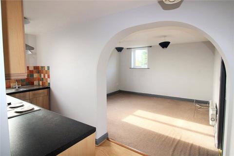 1 bedroom apartment to rent, Station Approach, Hampshire SO51