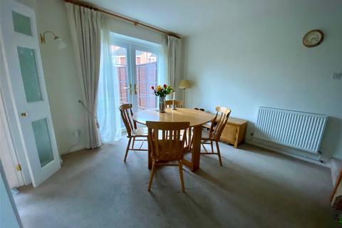 4 bedroom terraced house to rent, Romsey, Hampshire SO51