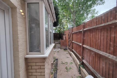 15 Highfield Road, Smethwick, B67 6AP