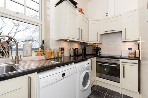 61 Acacia Way, Sidcup, DA15 8WW