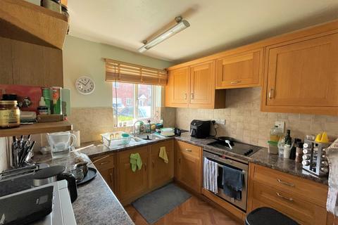 3 bedroom terraced house for sale, Carvers Mews, Neath Hill, Milton Keynes, MK14