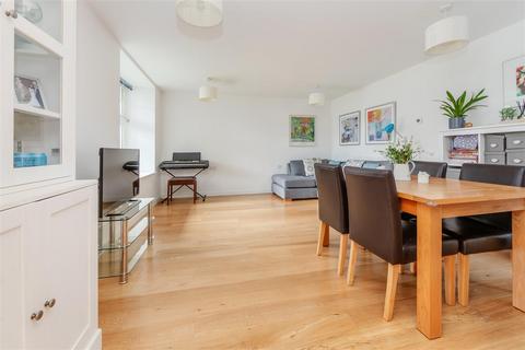 2 bedroom flat for sale - Holly Lodge Mansions, Oakeshott Avenue, Highgate, London, N6