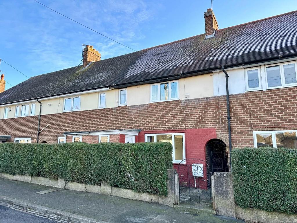 Nursery Lane, Kingsthorpe, Northampton NN2 2 bed terraced house for