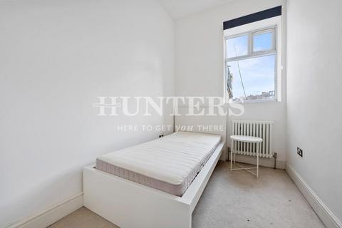 3 bedroom flat for sale, Kilburn London, NW2