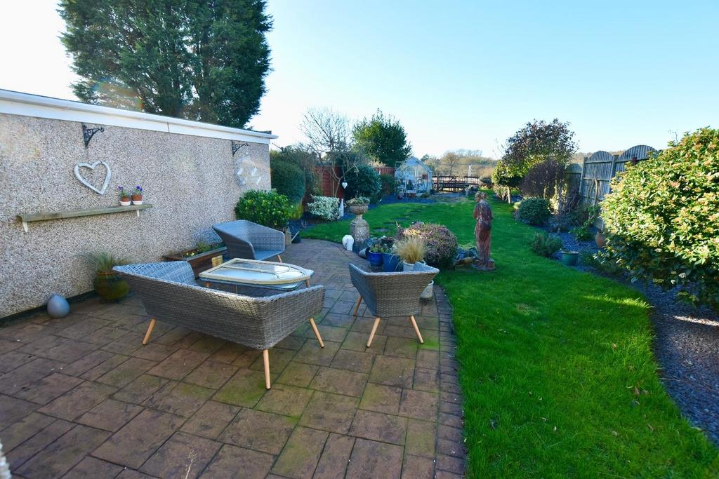 Road South, Keresley, Coventry 3 bed bungalow for sale £350,000