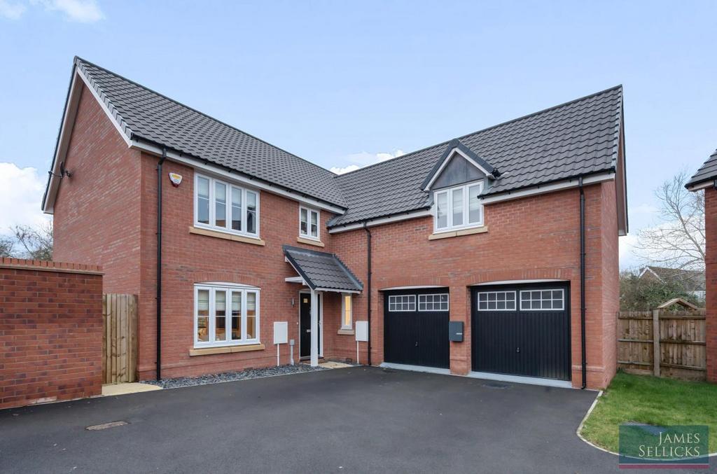 Dunmore Road, Little Bowden, Market Harborough 5 bed detached house for