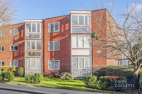17, Eversley Lodge Park View, Hoddesdon, EN11 8PH
