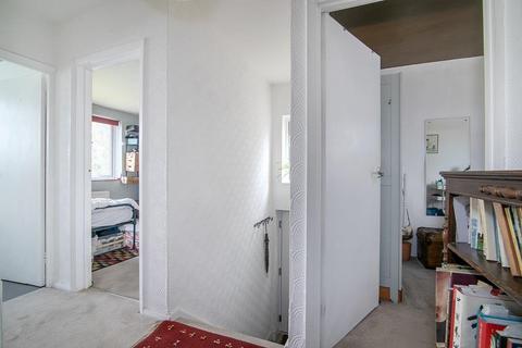 119b Northumberland Park, London, N17 0TL