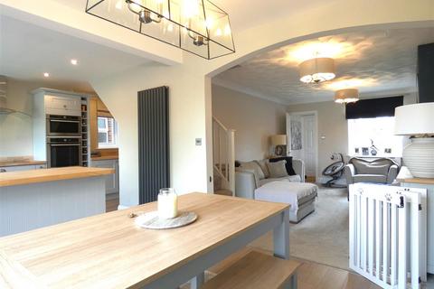 12 Stapleton Close, Bedale, DL8 2UA